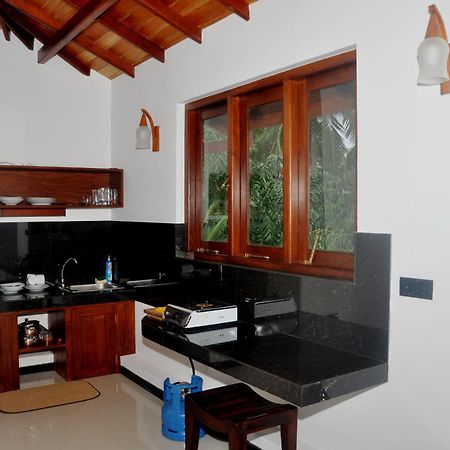 Villa Dineha Hikkaduwa Exterior foto