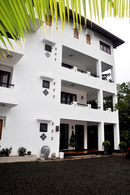 Villa Dineha Hikkaduwa Exterior foto