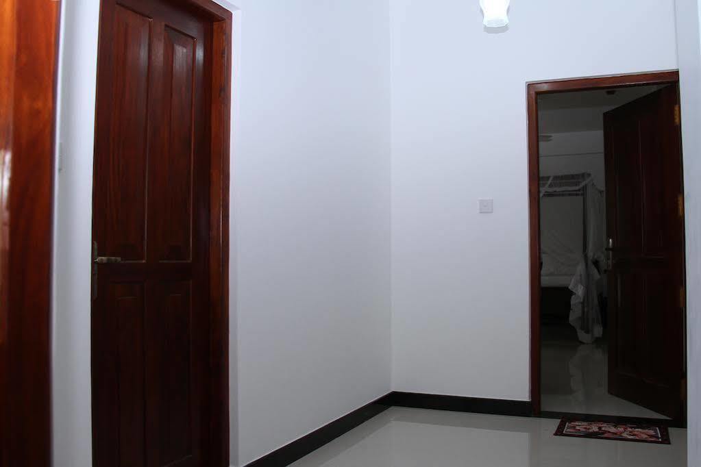 Villa Dineha Hikkaduwa Exterior foto