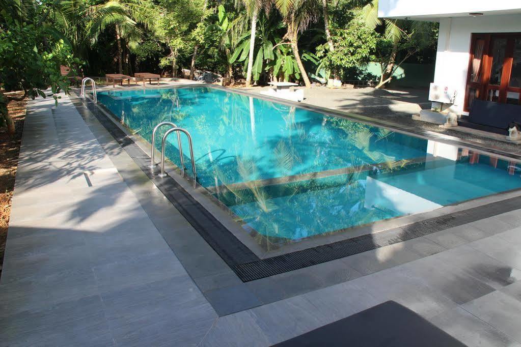 Villa Dineha Hikkaduwa Exterior foto